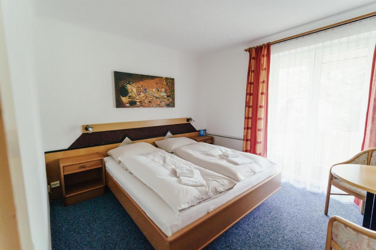 Gaestehaus Frank Hotel Velden am Woerthersee Luaran gambar