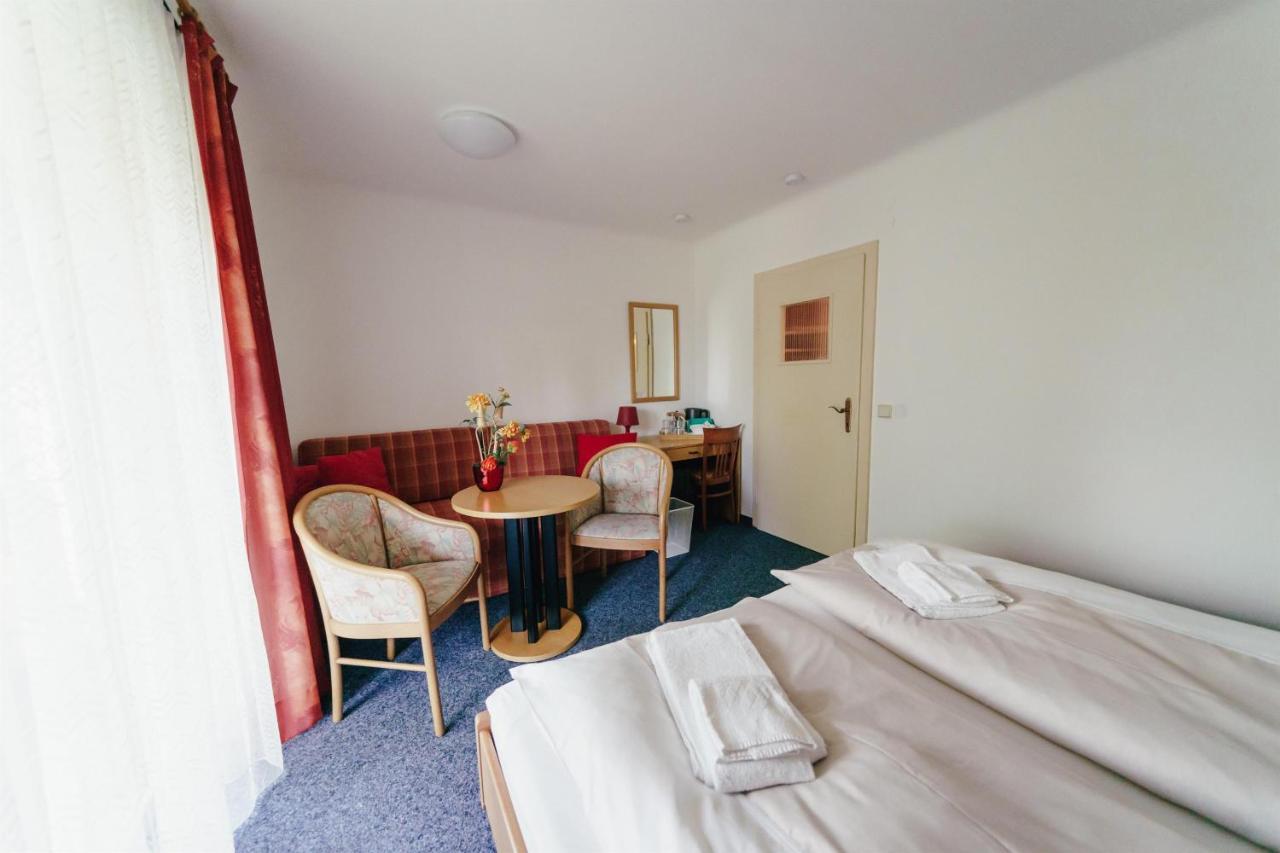 Gaestehaus Frank Hotel Velden am Woerthersee Luaran gambar