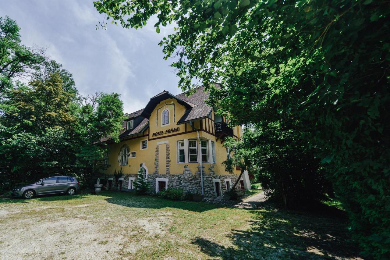 Gaestehaus Frank Hotel Velden am Woerthersee Luaran gambar
