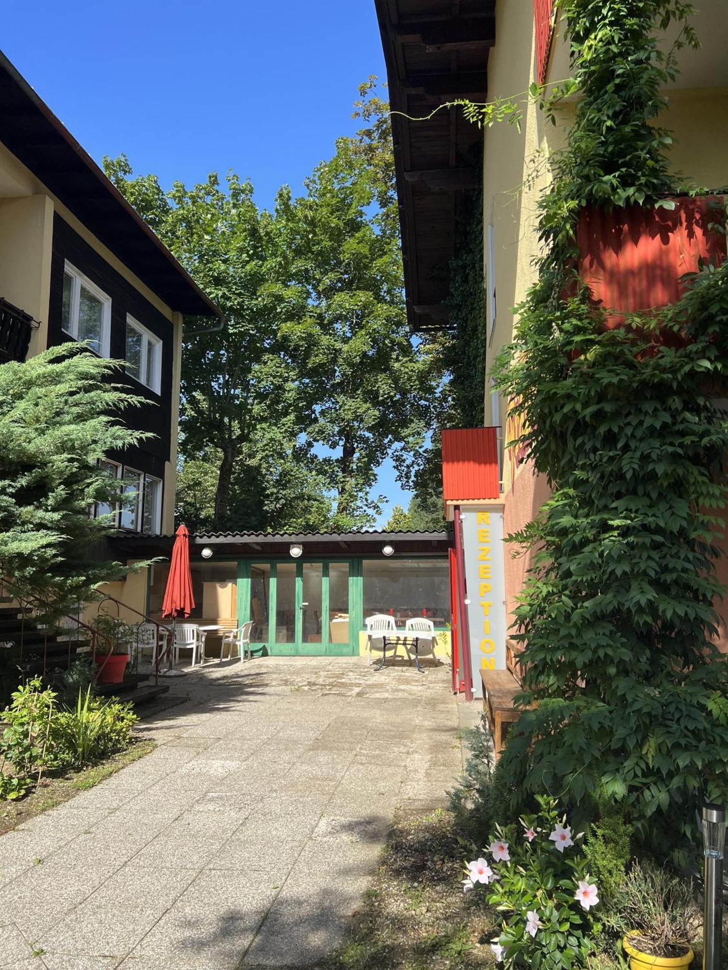 Gaestehaus Frank Hotel Velden am Woerthersee Luaran gambar