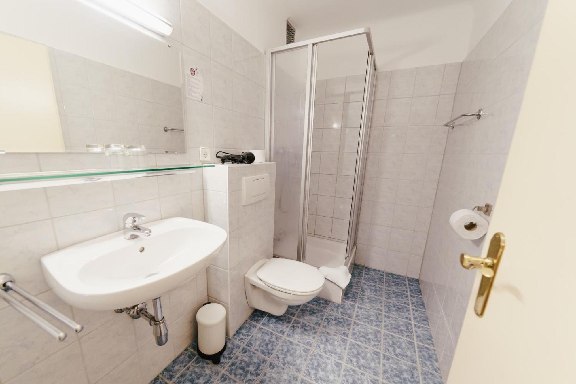 Gaestehaus Frank Hotel Velden am Woerthersee Luaran gambar